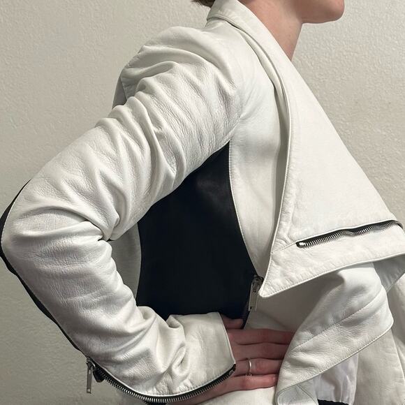 Gareth Pugh Runway Leather Jacket White Black Asymmetrical Zipper IT 38 - Picture 14 of 16
